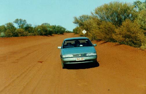 AUS NT KingsCanyon 1992 Driving 001